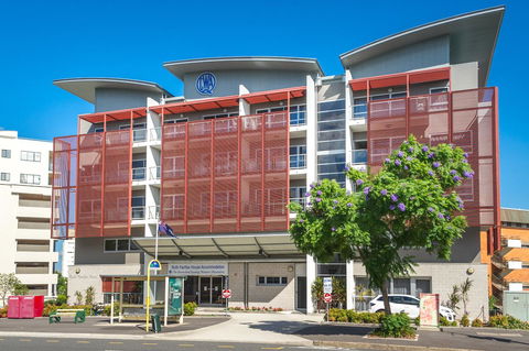 Motel On Gregory - Gold Coast 4U 1
