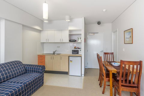 Motel On Gregory - Gold Coast 4U 24