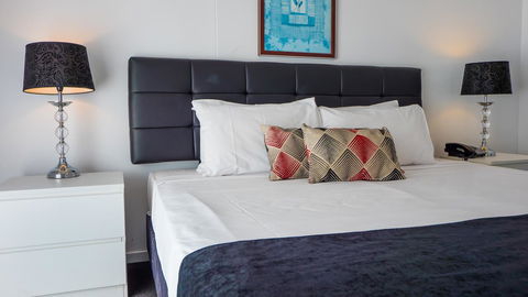 Broadbeach Savannah Resort - Gold Coast 4U 14