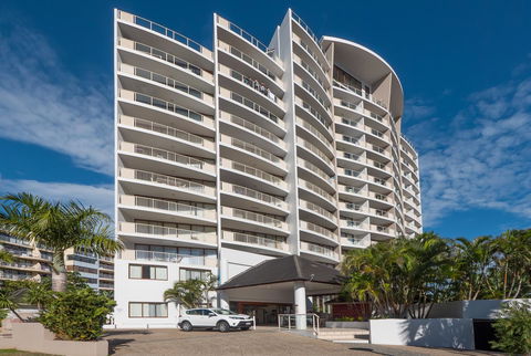 Broadbeach Savannah Resort - Gold Coast 4U 0