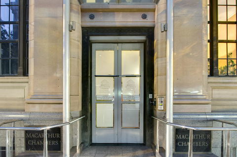 MacArthur Chambers - Gold Coast 4U 7