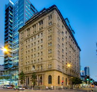 MacArthur Chambers - Gold Coast 4U