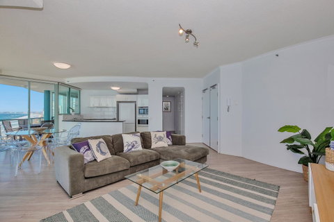 The Waterford On Main Beach - Accommodation Gold Coast 30
