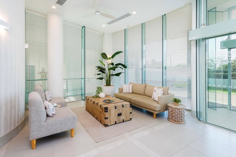 The Waterford On Main Beach - Accommodation Gold Coast 14