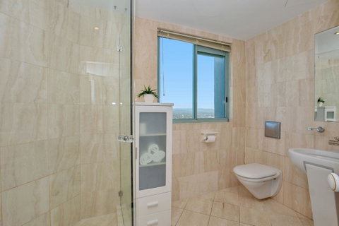 The Waterford On Main Beach - Accommodation Gold Coast 39
