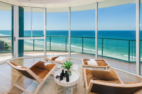 The Waterford On Main Beach - Accommodation Gold Coast 1