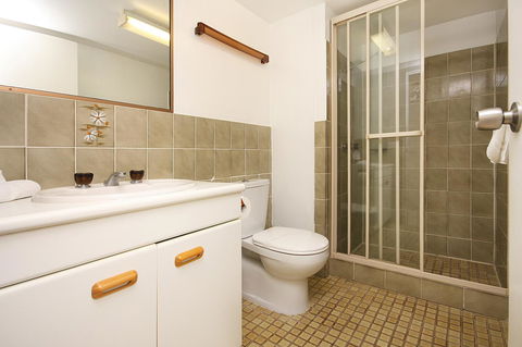 Spindrift On The Beach - Absolute Beachfront - Accommodation Gold Coast 41