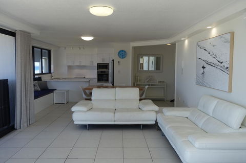 Spindrift On The Beach - Absolute Beachfront - Accommodation Gold Coast 6