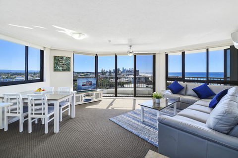 Spindrift On The Beach - Absolute Beachfront - Accommodation Gold Coast 3