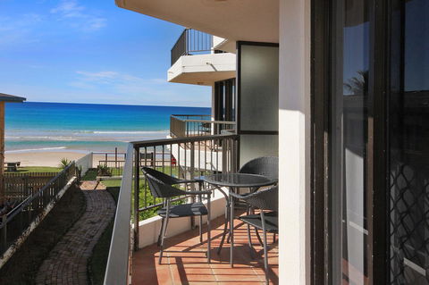 Spindrift On The Beach - Absolute Beachfront - Accommodation Gold Coast 37