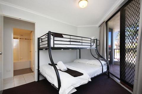 Spindrift On The Beach - Absolute Beachfront - Accommodation Gold Coast 31