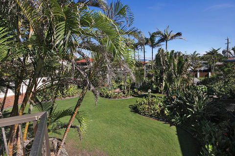 Spindrift On The Beach - Absolute Beachfront - Accommodation Gold Coast 25