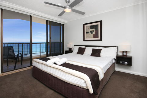 Spindrift On The Beach - Absolute Beachfront - Accommodation Gold Coast 5