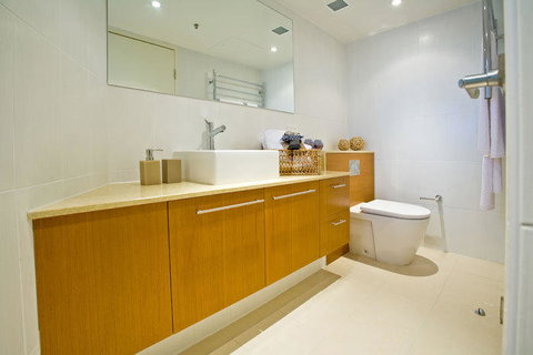 Lanai Riverside Apartments - 1 Gold Coast 26