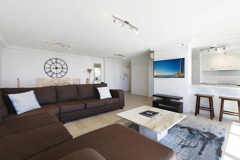 Surfers Century Oceanside Apartments - Accommodation Gold Coast 13