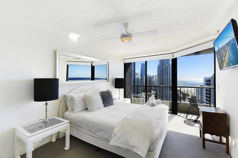 Surfers Century Oceanside Apartments - Accommodation Gold Coast 2
