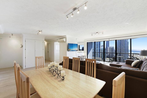 Surfers Century Oceanside Apartments - Accommodation Gold Coast 12