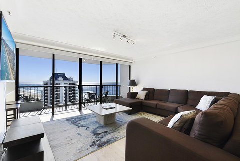 Surfers Century Oceanside Apartments - Accommodation Gold Coast 11