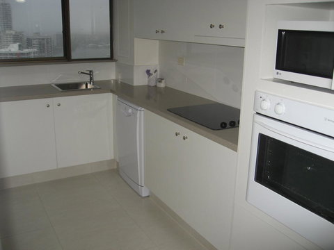 Surfers Century Oceanside Apartments - Accommodation Gold Coast 35
