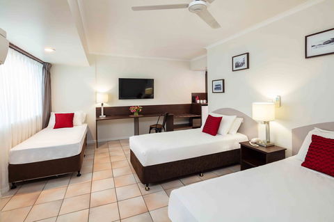 Hides Hotel - Accommodation Gold Coast 8