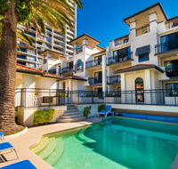 Island Beach Resort - Gold Coast 4U