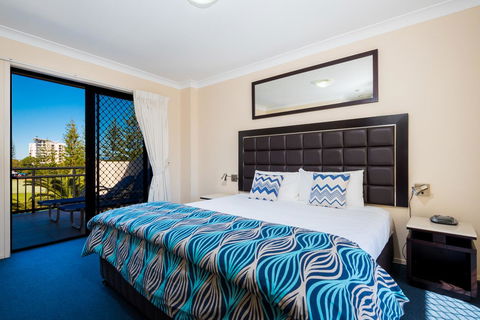 Island Beach Resort - Accommodation Gold Coast 1