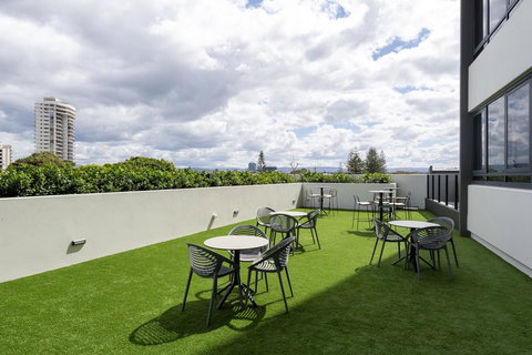 Ruby Gold Coast By Serain - Accommodation Gold Coast 10