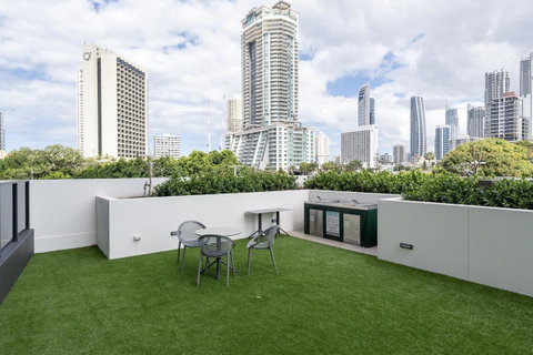 Ruby Gold Coast By Serain - Accommodation Gold Coast 9