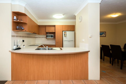 Breakers North Absolute Beachfront Apartments - Official - Accommodation Gold Coast 33