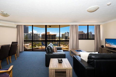 Breakers North Absolute Beachfront Apartments - Official - Accommodation Gold Coast 13