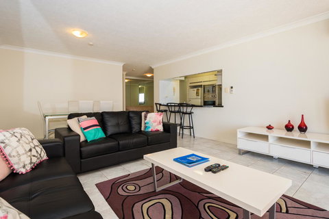 Breakers North Absolute Beachfront Apartments - Official - Accommodation Gold Coast 39