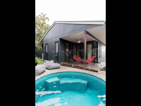 Sam's Buderim Mountain Guest House - Gold Coast 4U 1