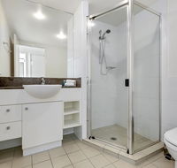 Broadbeach on the Park 3 Bed Ocean - We Accommodate - Gold Coast 4U