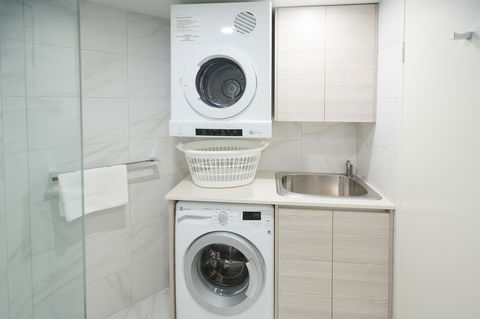 Miami Beachside Holiday Apartments - Accommodation Gold Coast 17