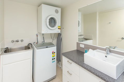 Miami Beachside Holiday Apartments - Accommodation Gold Coast 23
