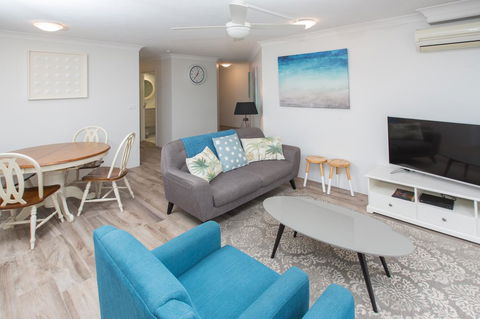 Miami Beachside Holiday Apartments - Accommodation Gold Coast 10