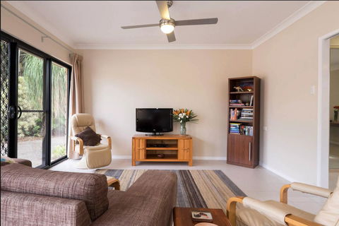 The Villa At The Bay - Gold Coast 4U 8