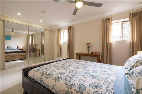 The Villa At The Bay - Gold Coast 4U 4