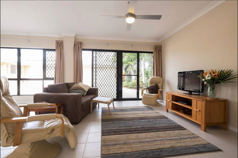 The Villa At The Bay - Gold Coast 4U 7