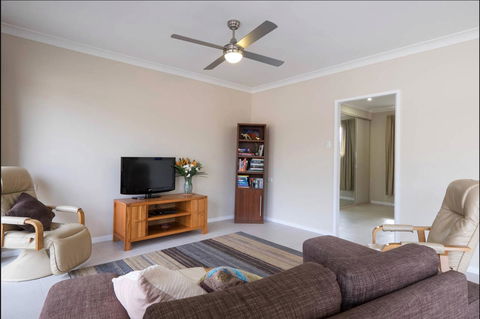 The Villa At The Bay - Gold Coast 4U 9