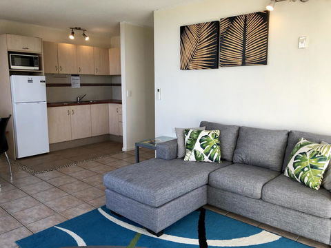 Hi Ho Beach Apartments On Broadbeach - Gold Coast 4U 1