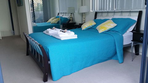 Sutton's Beach Unit - Gold Coast 4U 8
