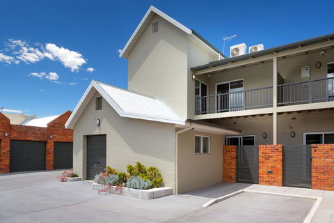 Waterstreet Apartment - Gold Coast 4U 3