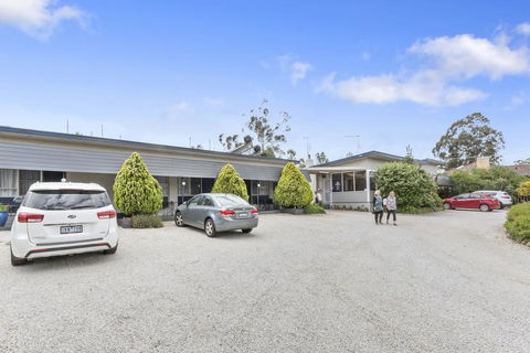 Wattle Grove Motel Maryborough - Accommodation Gold Coast 2