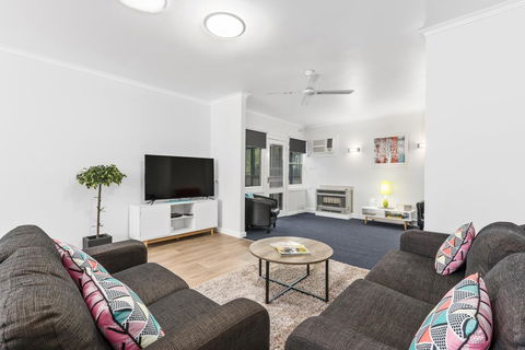 Wattle Grove Villa - Accommodation Gold Coast 3