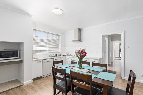 Wattle Grove Villa - Accommodation Gold Coast 0