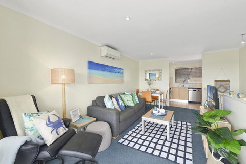 Waves At Sapphire - Gold Coast 4U 1