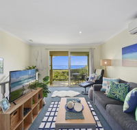 Waves at Sapphire - Gold Coast 4U