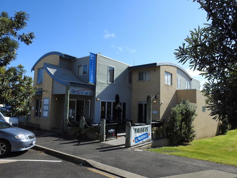 Waves Luxury Suites - Accommodation Gold Coast 3