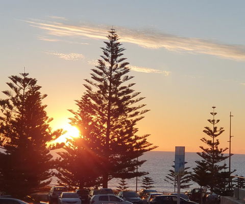 West Beach Lagoon 212 - Great Views - Gold Coast 4U 0